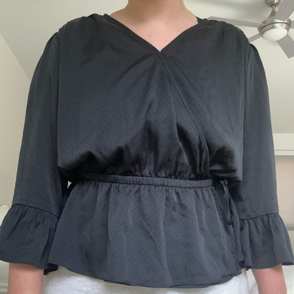 Ann Taylor Factory Tops - Ann Taylor Loft women’s black pok -a-dot women’s crisscross top